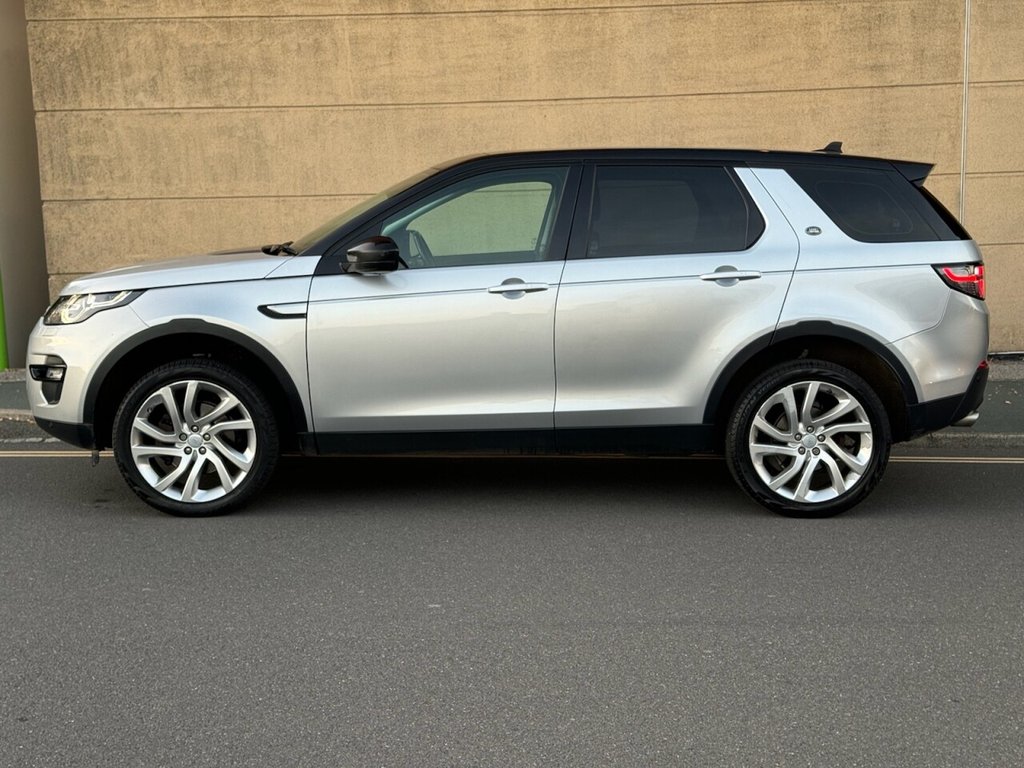 Used Land Rover Discovery Sport 2015 for sale - 76074130: Photo 11