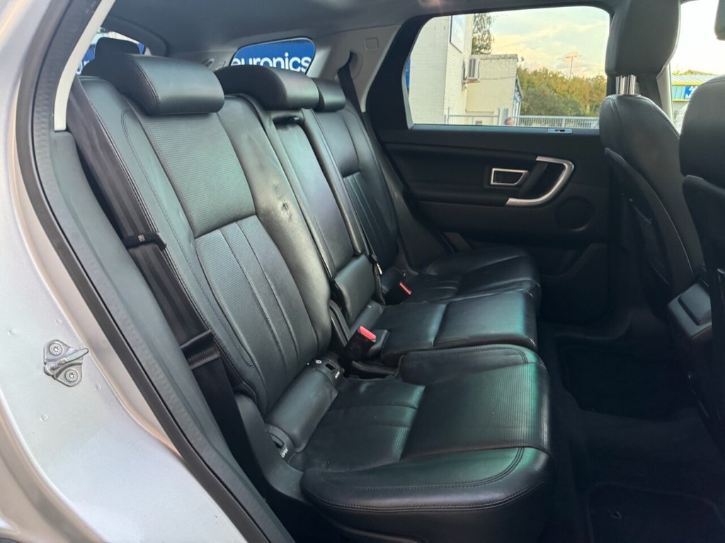 Used Land Rover Discovery Sport 2015 for sale - 76074130: Photo 16