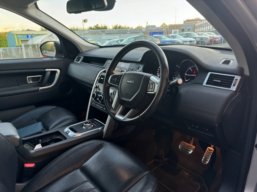 Used Land Rover Discovery Sport 2015 for sale - 76074130: Photo 25
