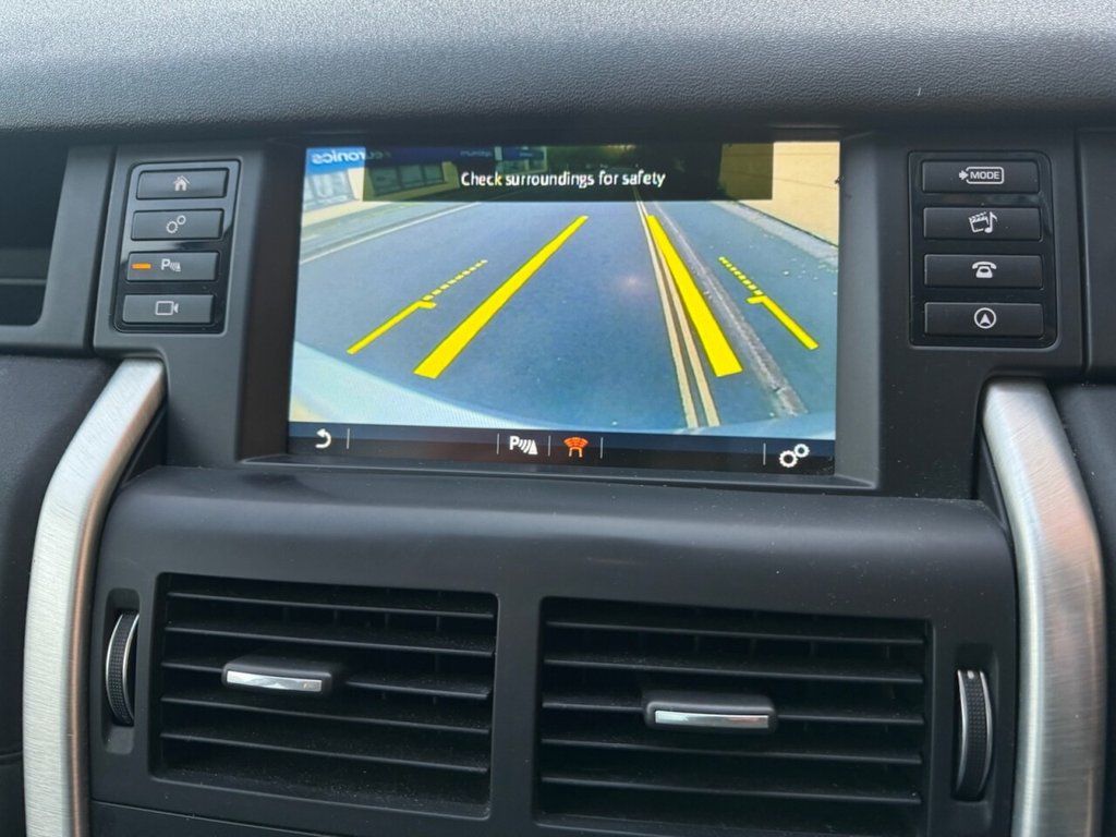 Used Land Rover Discovery Sport 2015 for sale - 76074130: Photo 27