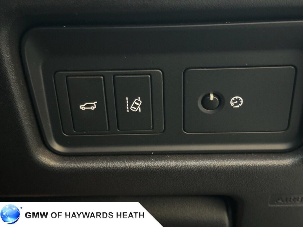 Used Land Rover Discovery Sport 2015 for sale - 76074130: Photo 32