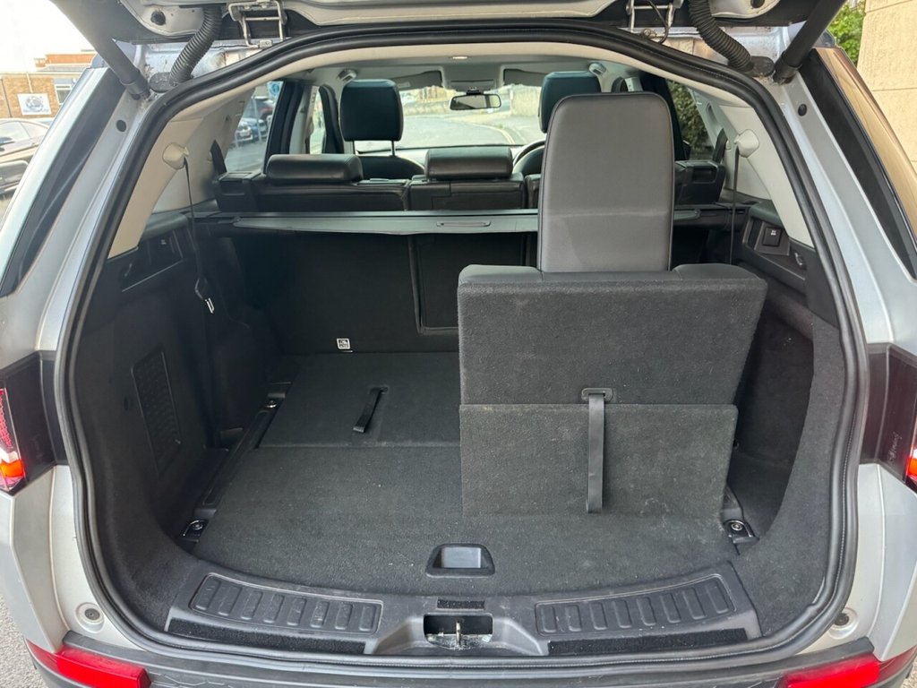 Used Land Rover Discovery Sport 2015 for sale - 76074130: Photo 4