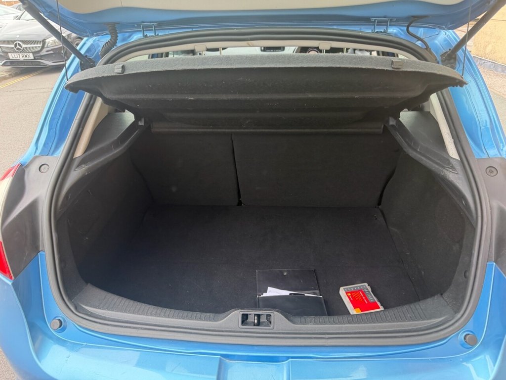 Used Renault Megane 2012 for sale - 77897622: Photo 6