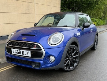 Used MINI Hatch 2018 for sale - 78875051: Photo