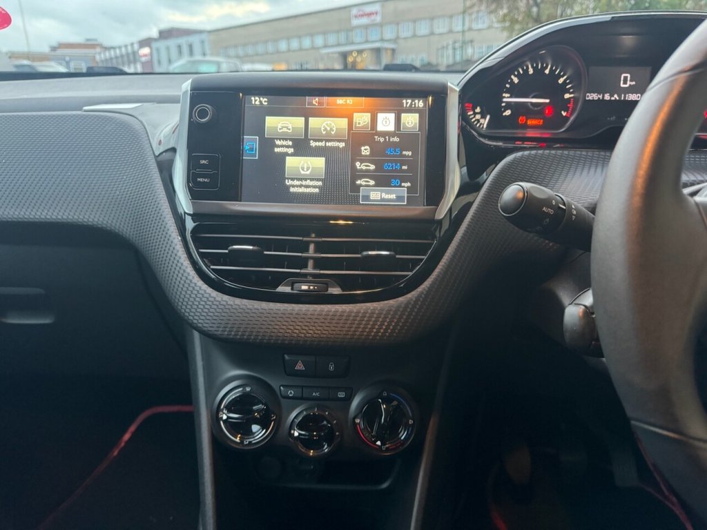 Used Peugeot 208 2015 for sale - 76417788: Photo 14