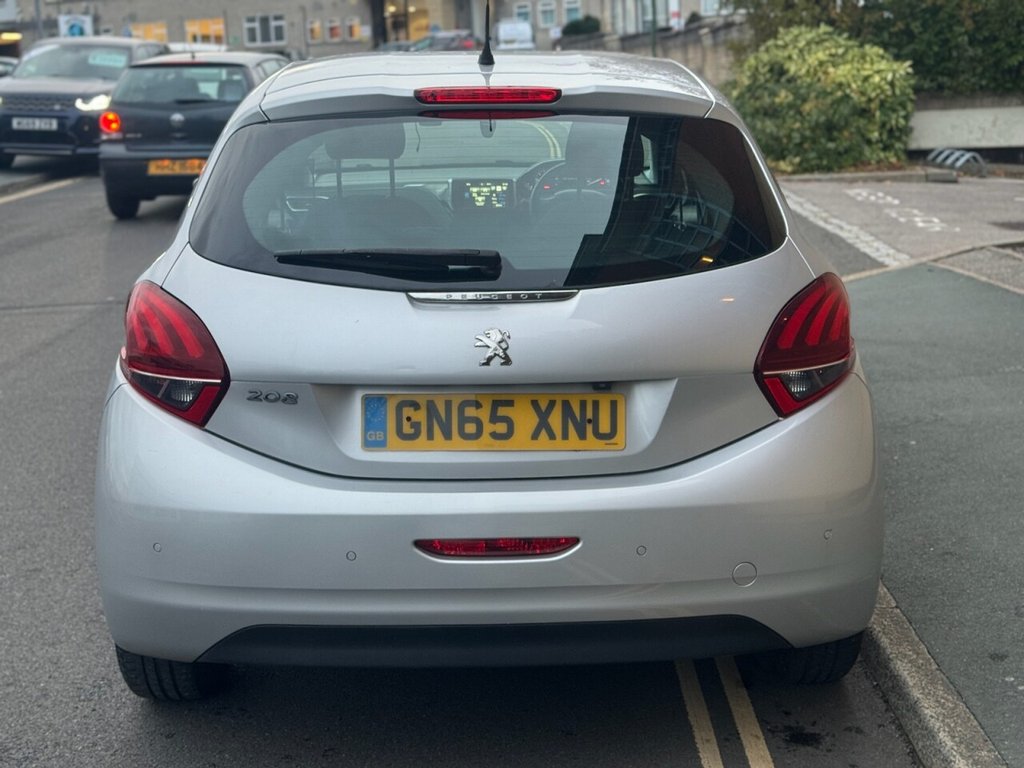 Used Peugeot 208 2015 for sale - 76417788: Photo 5