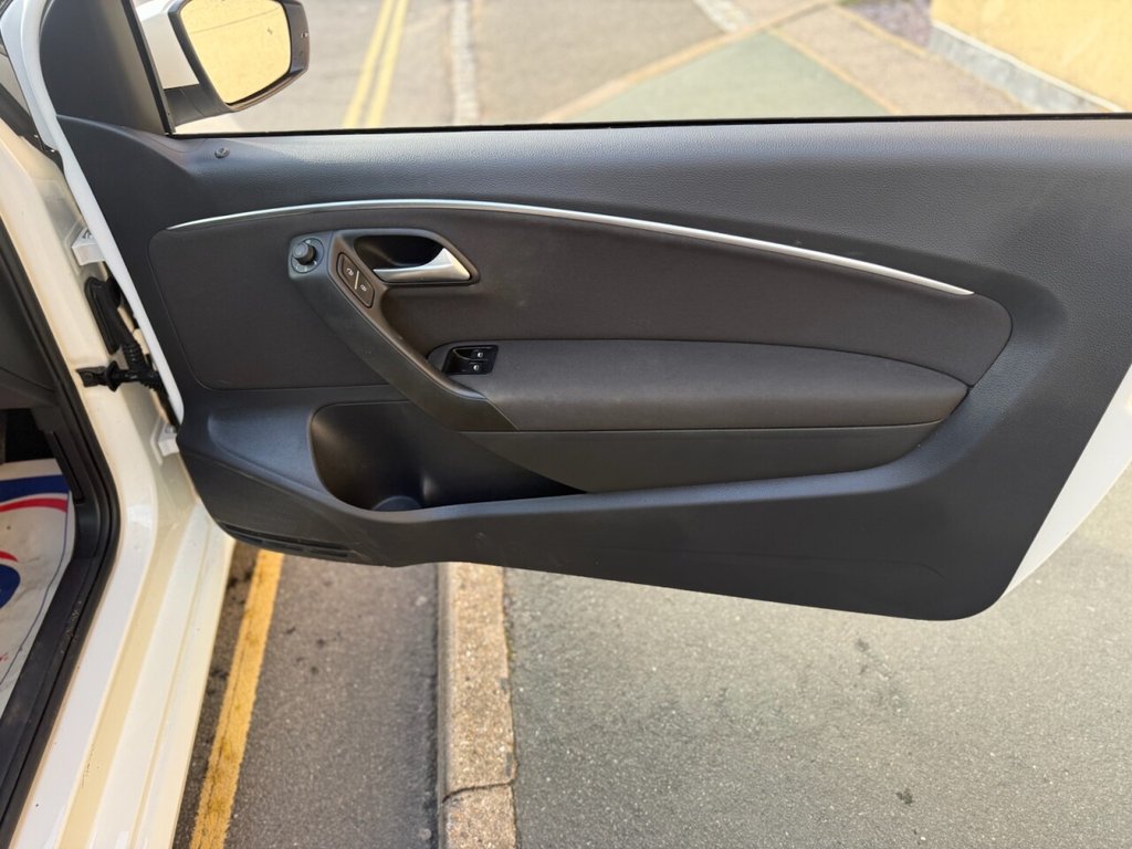 Used Volkswagen Polo 2016 for sale - 77313521: Photo 22