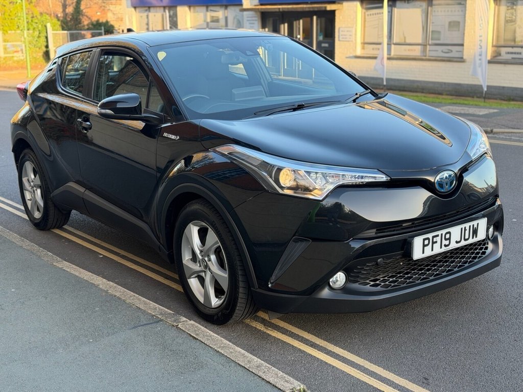 Used Toyota C-HR 2019 for sale - 77919934: Photo 3