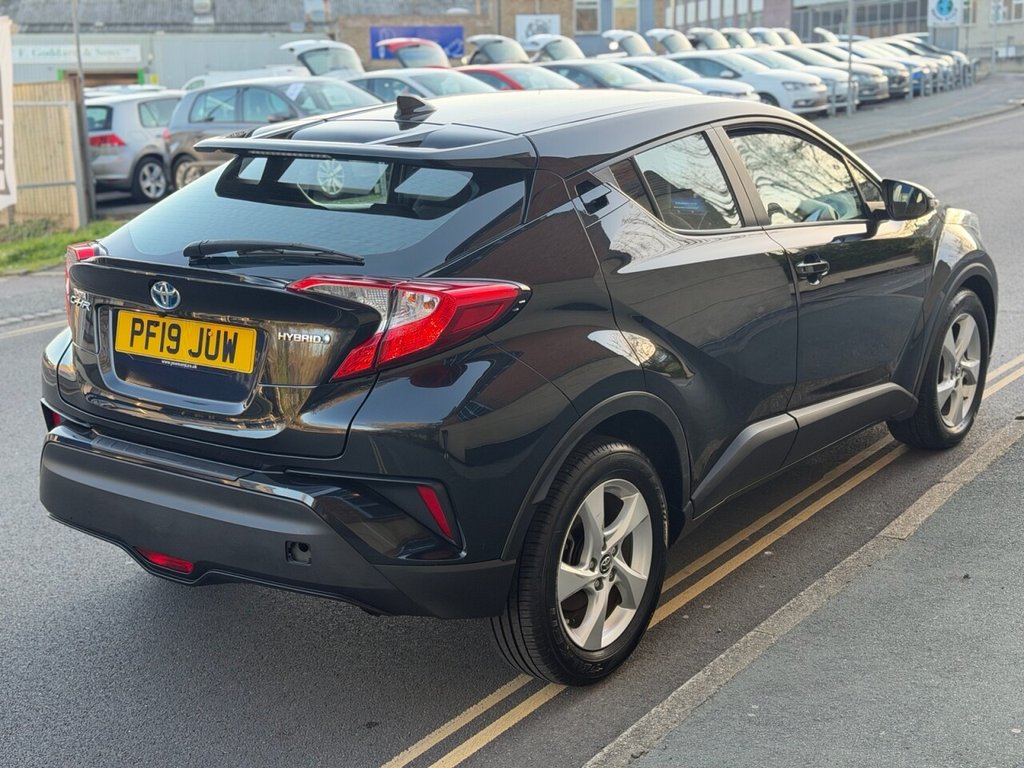 Used Toyota C-HR 2019 for sale - 77919934: Photo 5