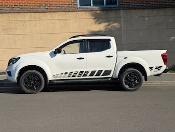 Used Nissan Navara 2021 for sale - 79562993: Photo