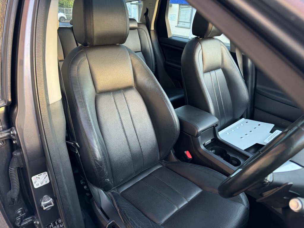 Used Land Rover Discovery Sport 2016 for sale - 76632054: Photo 8