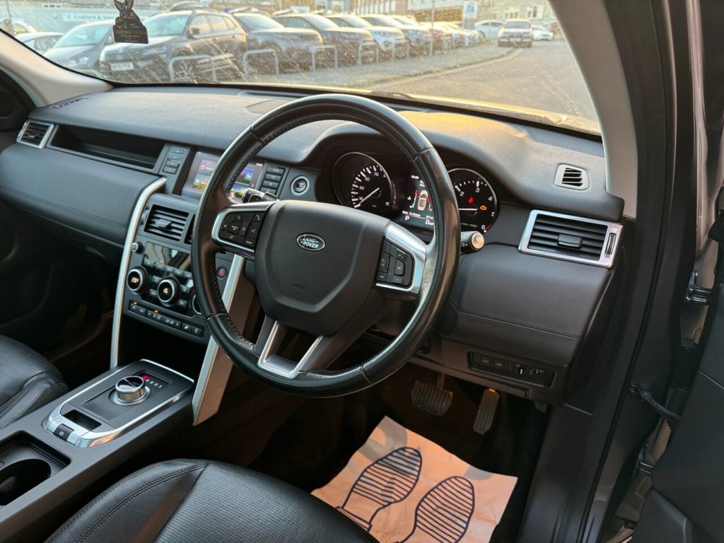 Used Land Rover Discovery Sport 2016 for sale - 76632054: Photo 9