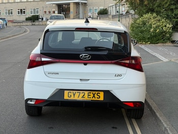 Used Hyundai i20 2022 for sale - 79523216: Photo