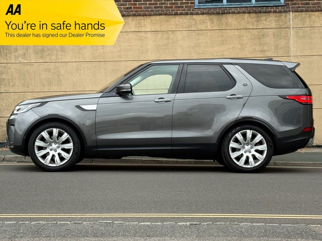 Used Land Rover Discovery 2017 for sale - 76961969: Photo 4