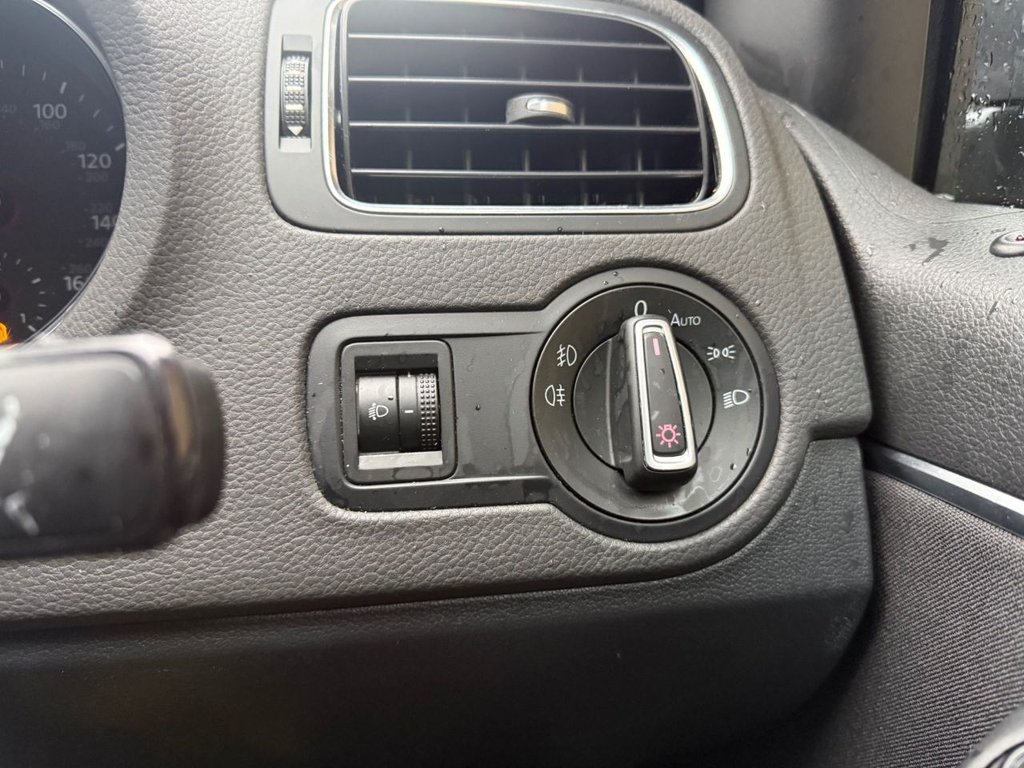 Used Volkswagen Polo 2017 for sale - 77212639: Photo 15