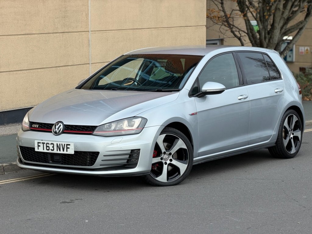 Used Volkswagen Golf 2014 for sale - 76582308: Photo 1