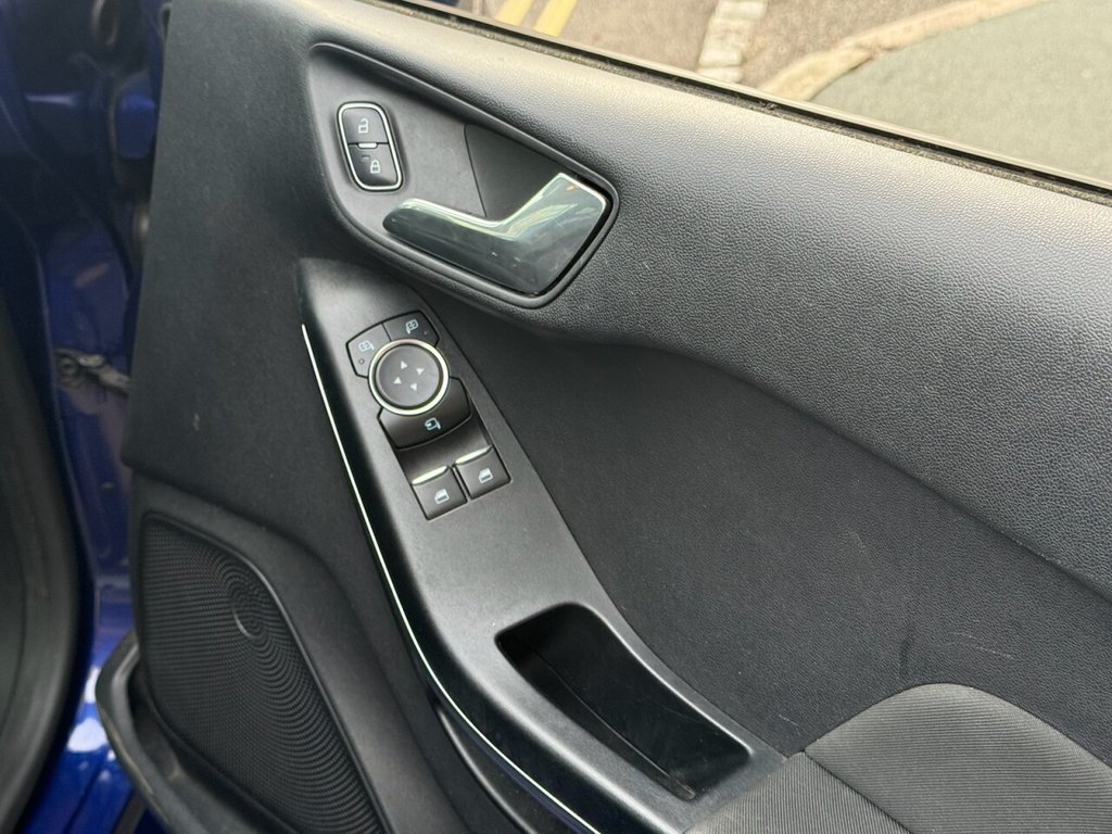 Used Ford Fiesta 2018 for sale - 76417838: Photo 12