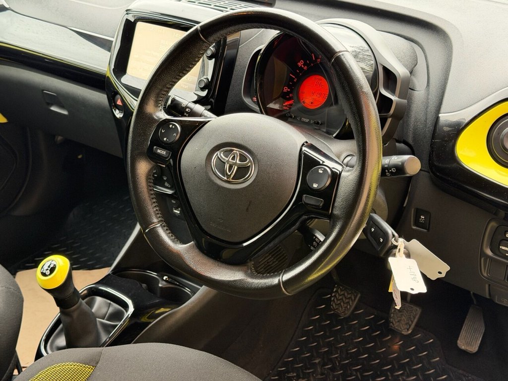 Used Toyota AYGO 2017 for sale - 76510272: Photo 11