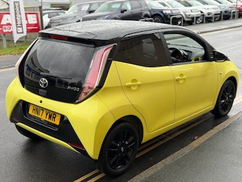 Used Toyota AYGO 2017 for sale - 76510272: Photo