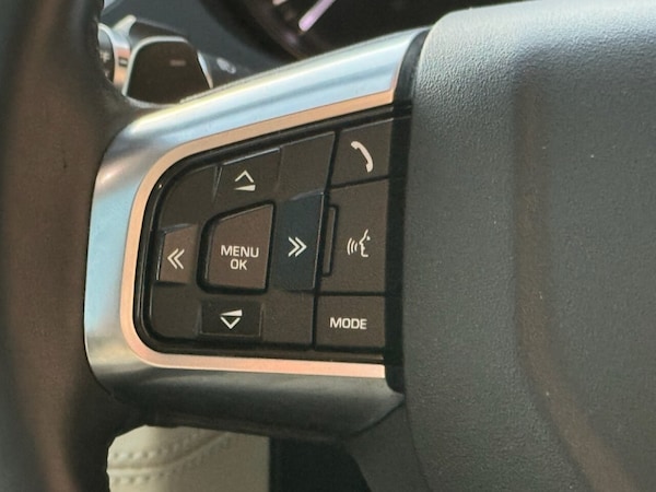 Used Land Rover Discovery Sport 2017 for sale - 76229092: Photo 17