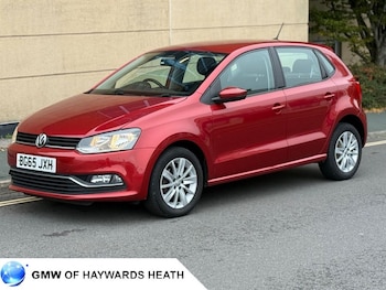 Used Volkswagen Polo 2015 for sale - 76266938: Photo 2
