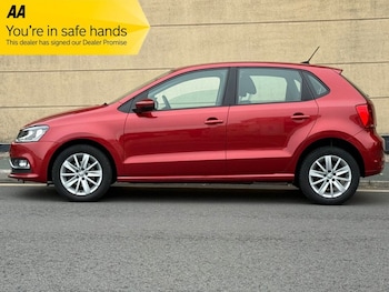 Used Volkswagen Polo 2015 for sale - 76266938: Photo 4