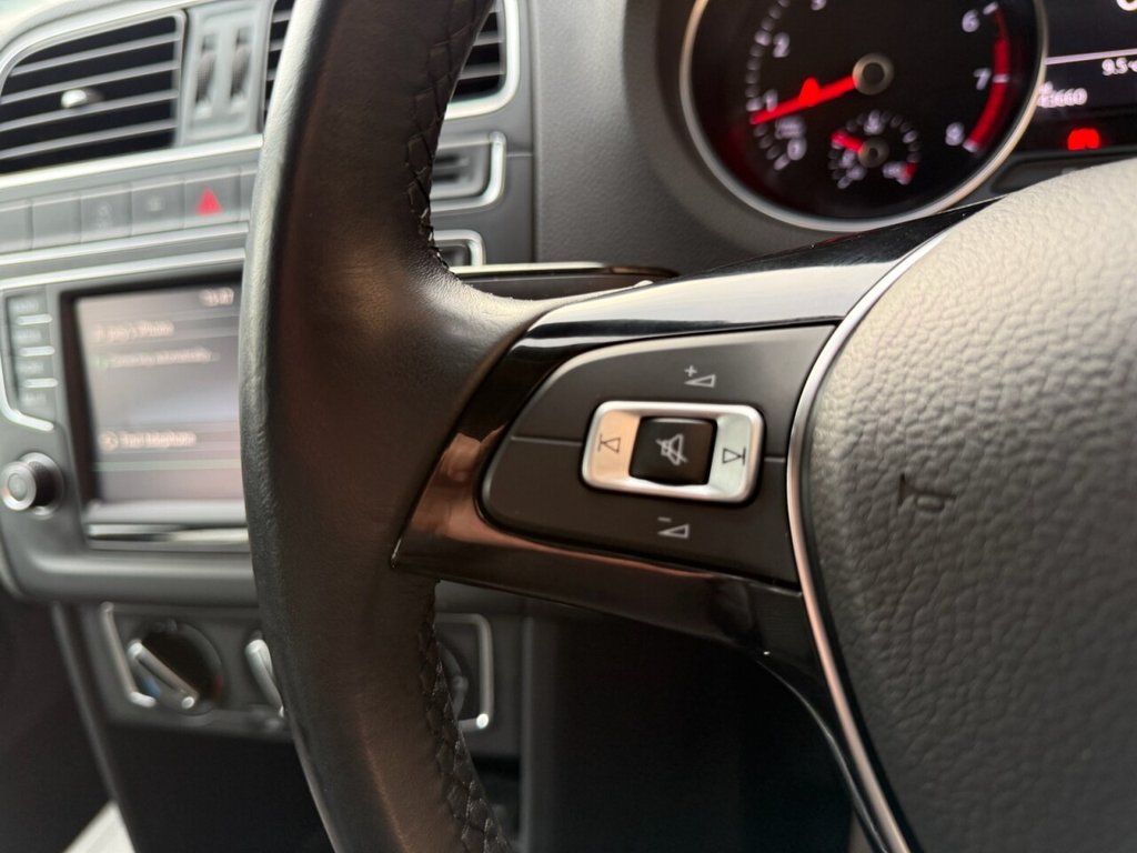 Used Volkswagen Polo 2014 for sale - 77394328: Photo 32