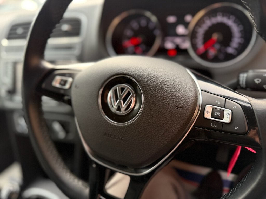 Used Volkswagen Polo 2014 for sale - 77394328: Photo 37