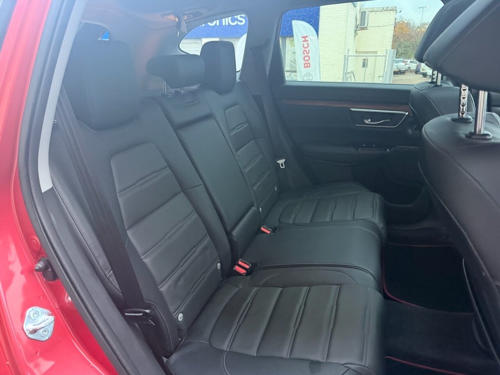 Used Honda CR-V 2018 for sale - 76510064: Photo 17