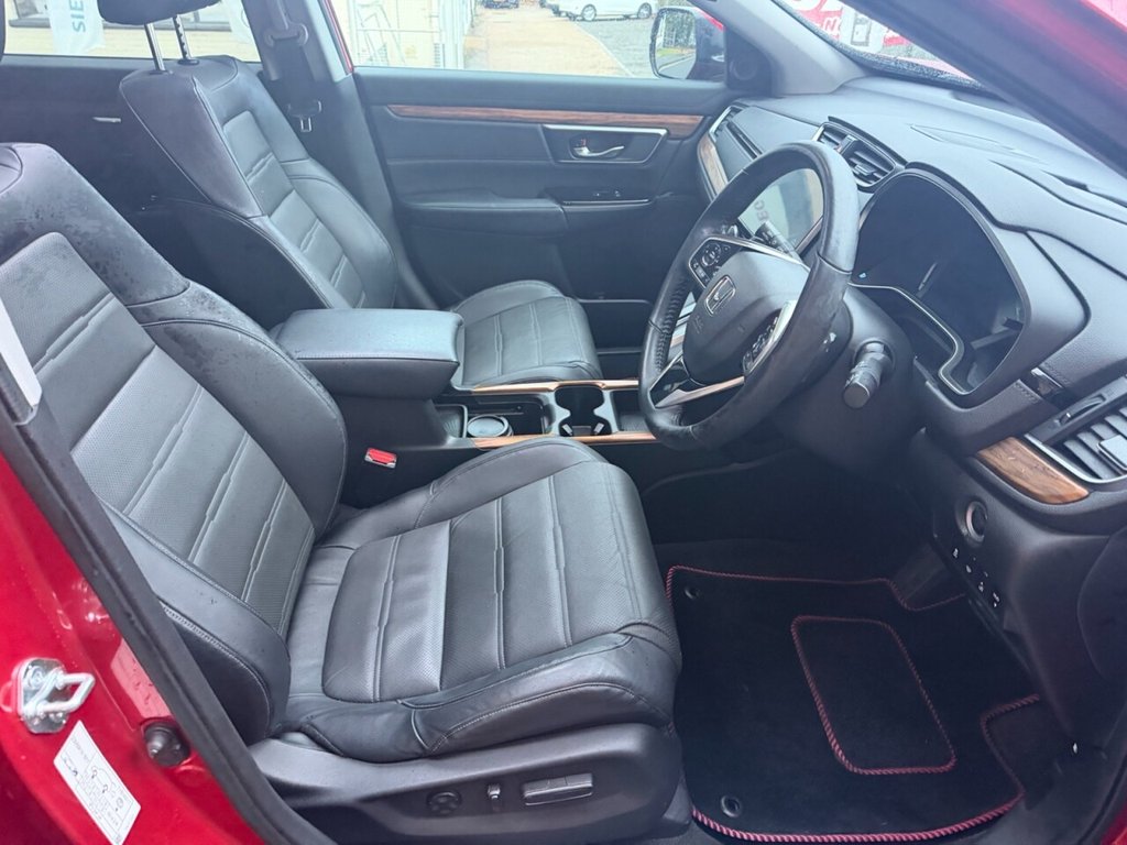 Used Honda CR-V 2018 for sale - 76510064: Photo 5