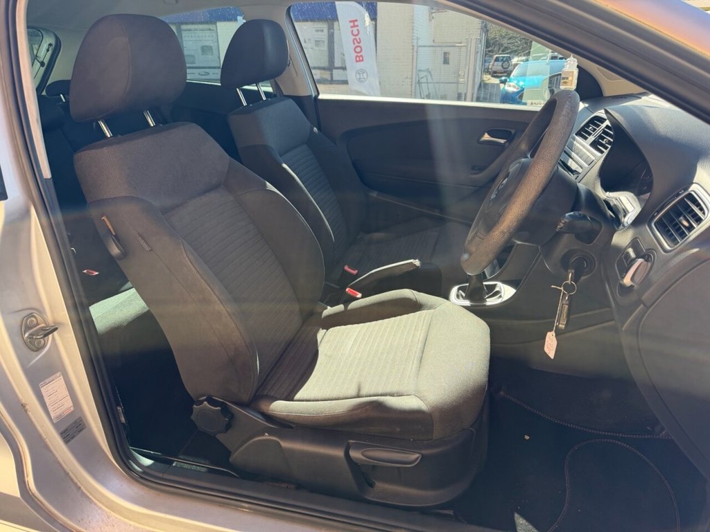 Used Volkswagen Polo 2011 for sale - 77935963: Photo 13