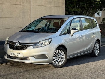 2017 (67) - 1.4T Design 5dr