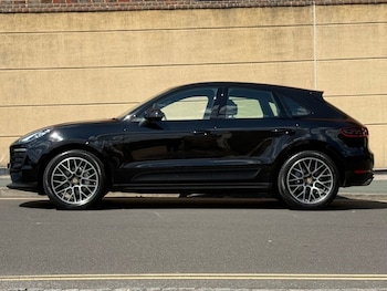 Used Porsche Macan 2017 for sale - 79305550: Photo