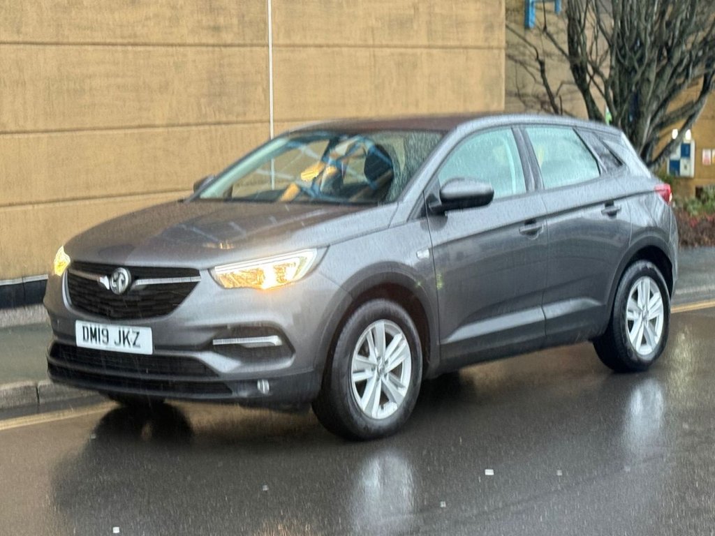 Used Vauxhall Grandland X 2019 for sale - 77212617: Photo 2