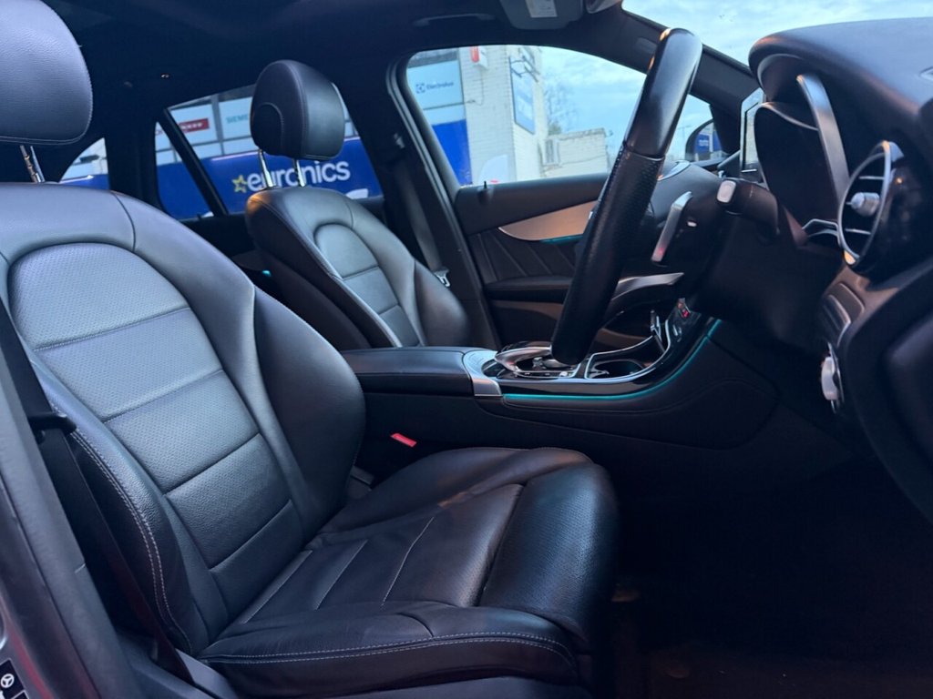 Used Mercedes-Benz GLC 2015 for sale - 77313494: Photo 4