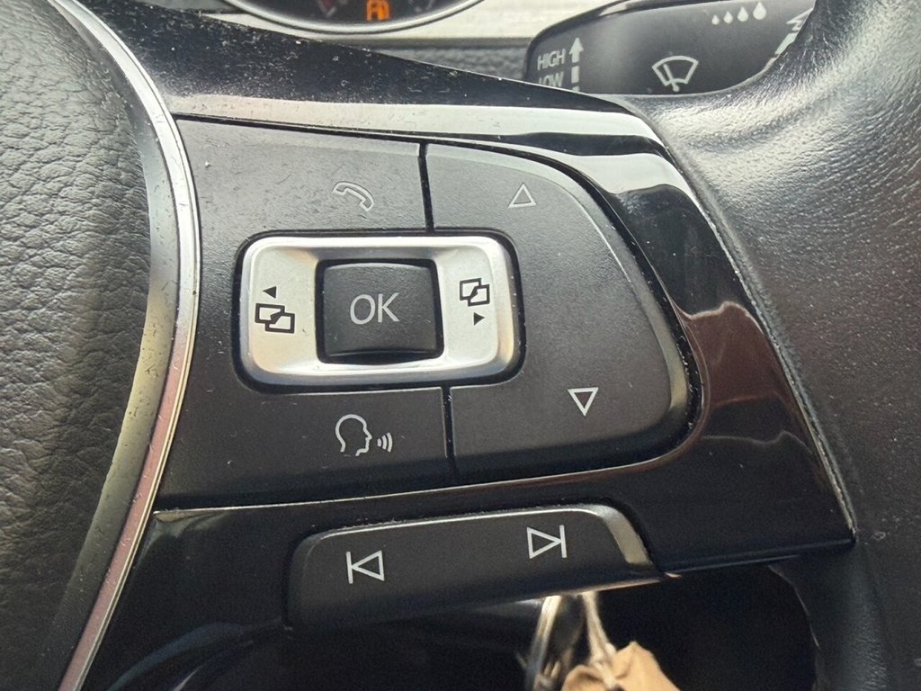 Used Volkswagen Golf 2015 for sale - 77850336: Photo 12