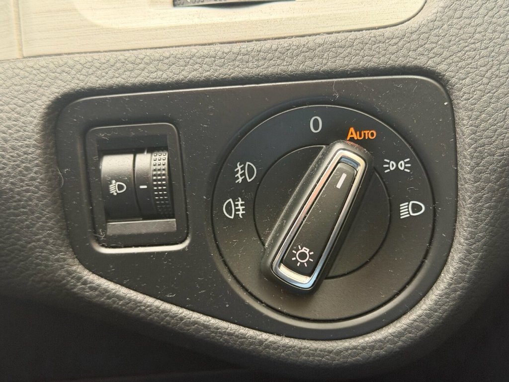 Used Volkswagen Golf 2015 for sale - 77850336: Photo 15