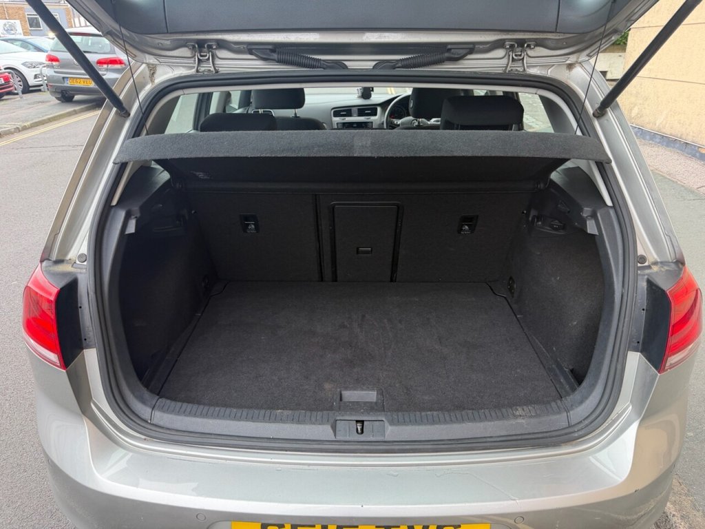 Used Volkswagen Golf 2015 for sale - 77850336: Photo 4