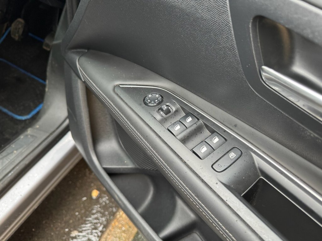 Used Peugeot 3008 2017 for sale - 77463829: Photo 17