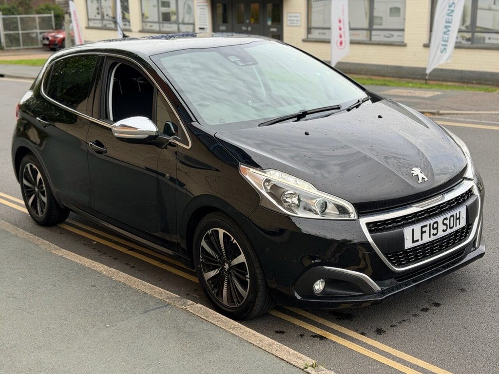 Used Peugeot 208 2019 for sale - 78181712: Photo 2