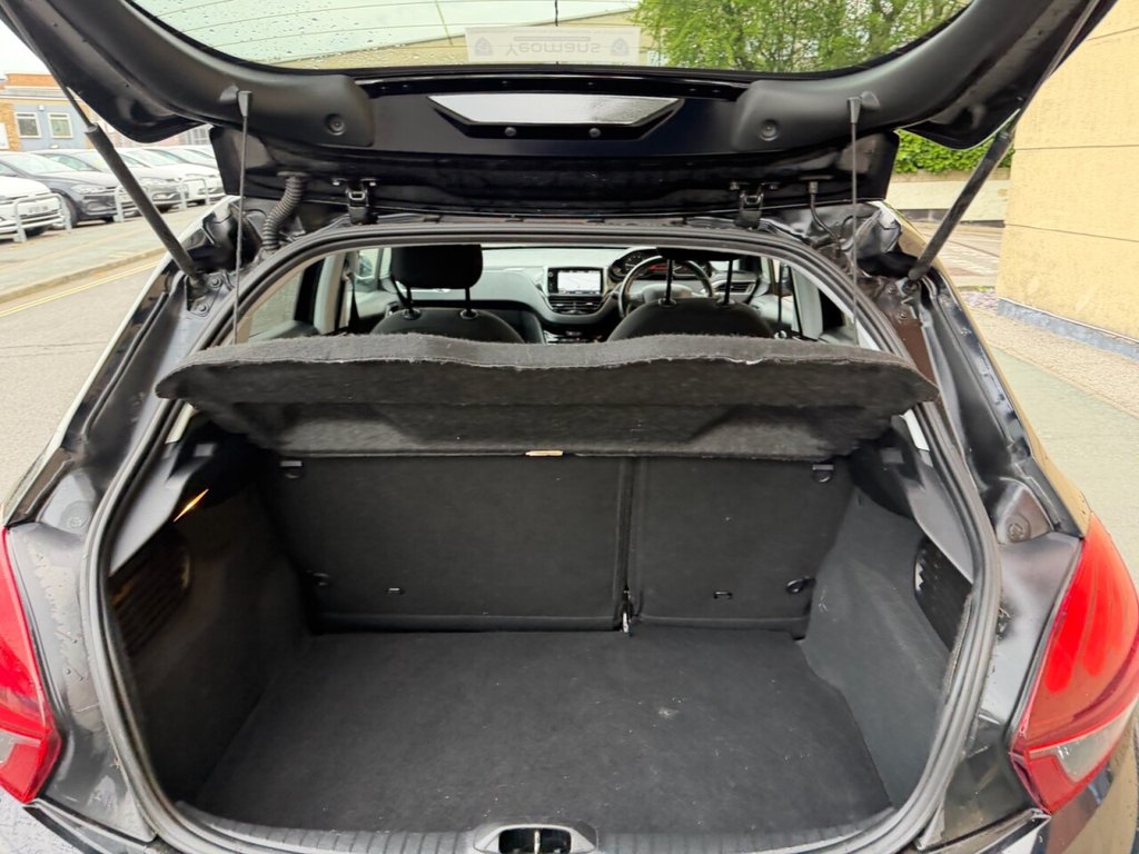 Used Peugeot 208 2019 for sale - 78181712: Photo 8