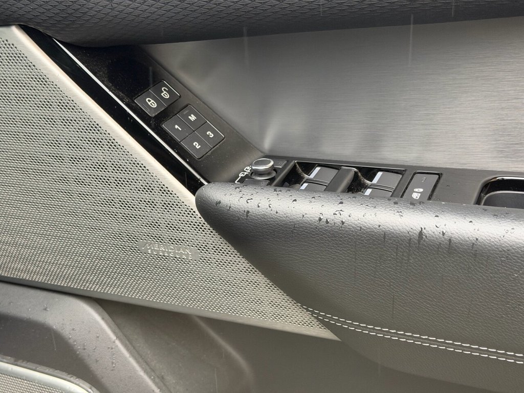 Used Land Rover Range Rover Velar 2018 for sale - 76582804: Photo 4