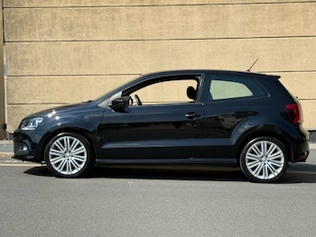 Used Volkswagen Polo 2017 for sale - 78533773: Photo