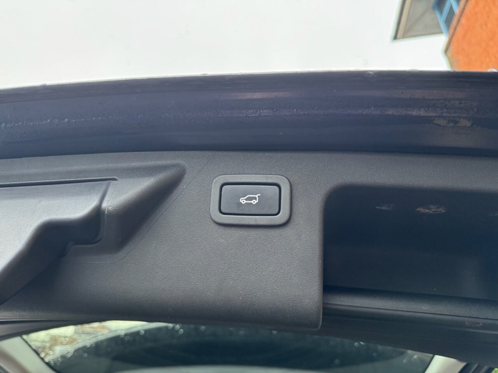 Used Land Rover Discovery Sport 2017 for sale - 77463962: Photo 22