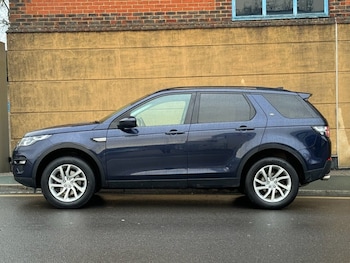Used Land Rover Discovery Sport 2017 for sale - 77463962: Photo