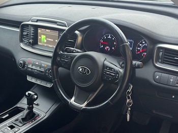 Used Kia Sorento 2017 for sale - 76417007: Photo