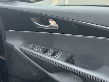 Used Kia Sorento 2017 for sale - 76417007: Photo