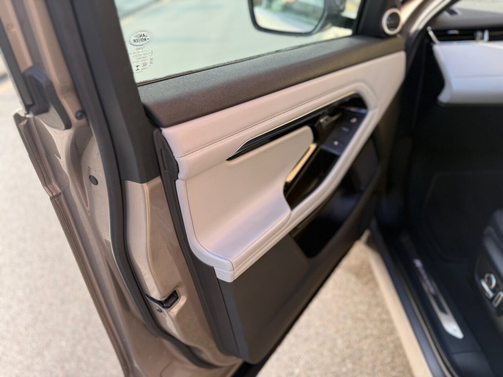 Used Land Rover Range Rover Evoque 2021 for sale - 77227649: Photo 11