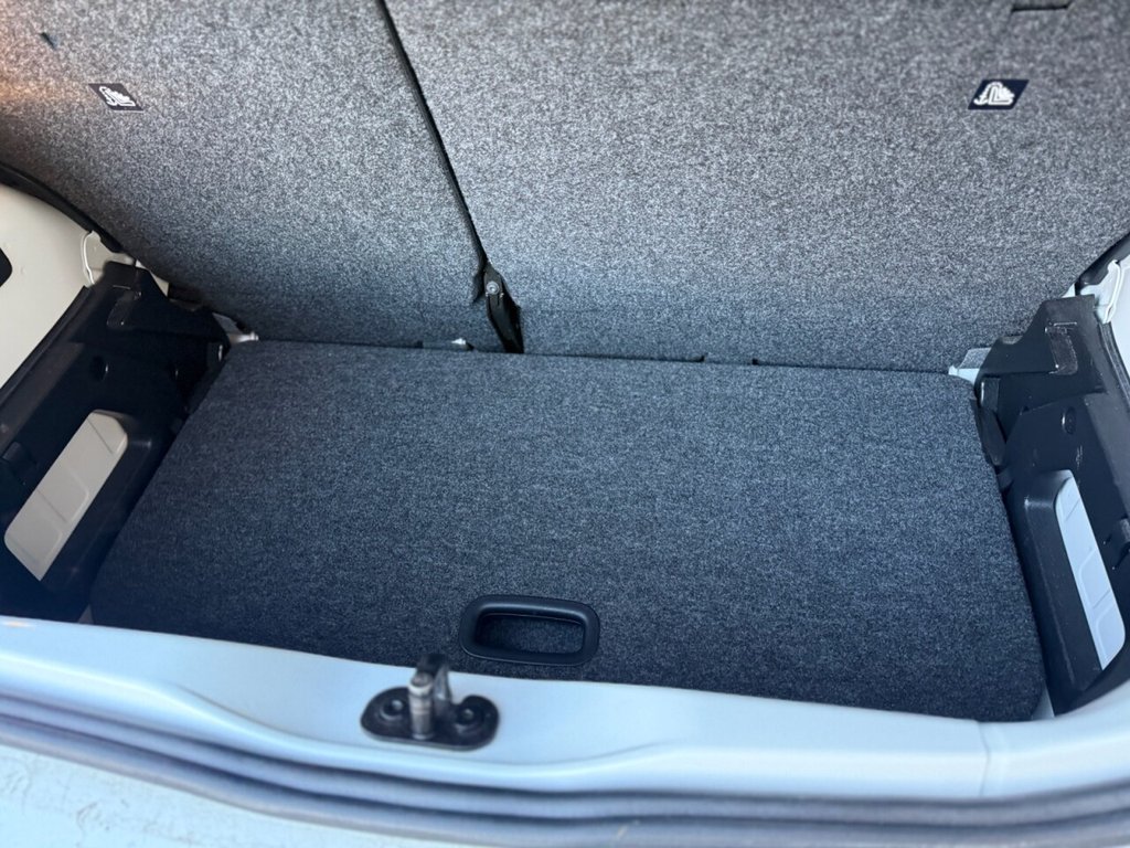 Used Volkswagen up! 2017 for sale - 78096320: Photo 15