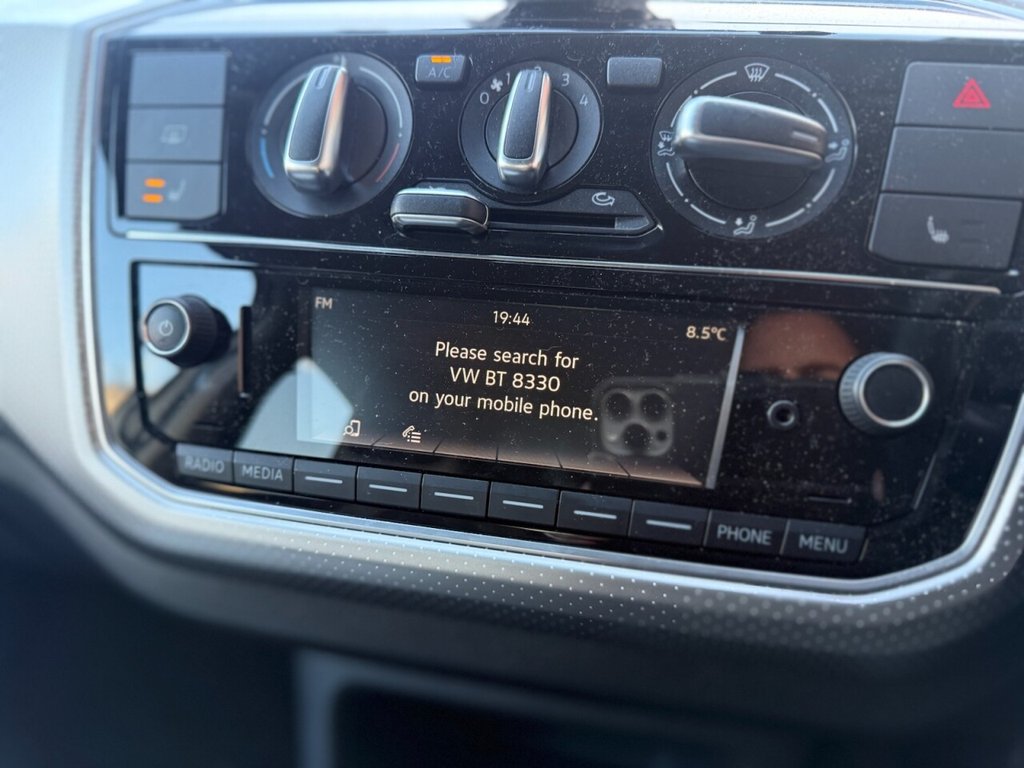 Used Volkswagen up! 2017 for sale - 78096320: Photo 24